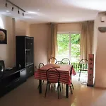 Apartamentos Oliveras
