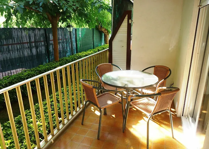 Apartamentos Oliveras